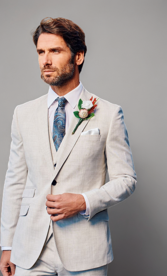 Torre Beige three-piece suit